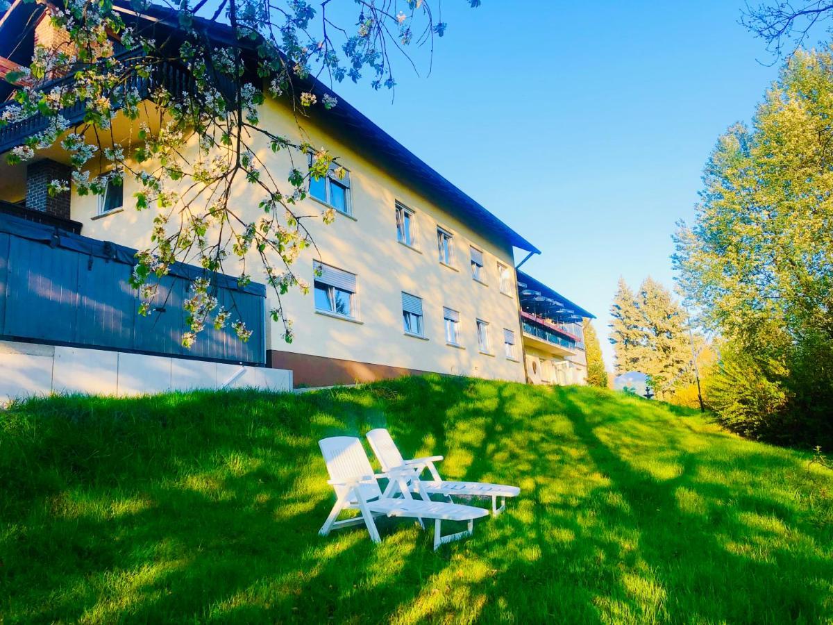 Hotel-Restaurant Berghof Johannesberg Bagian luar foto